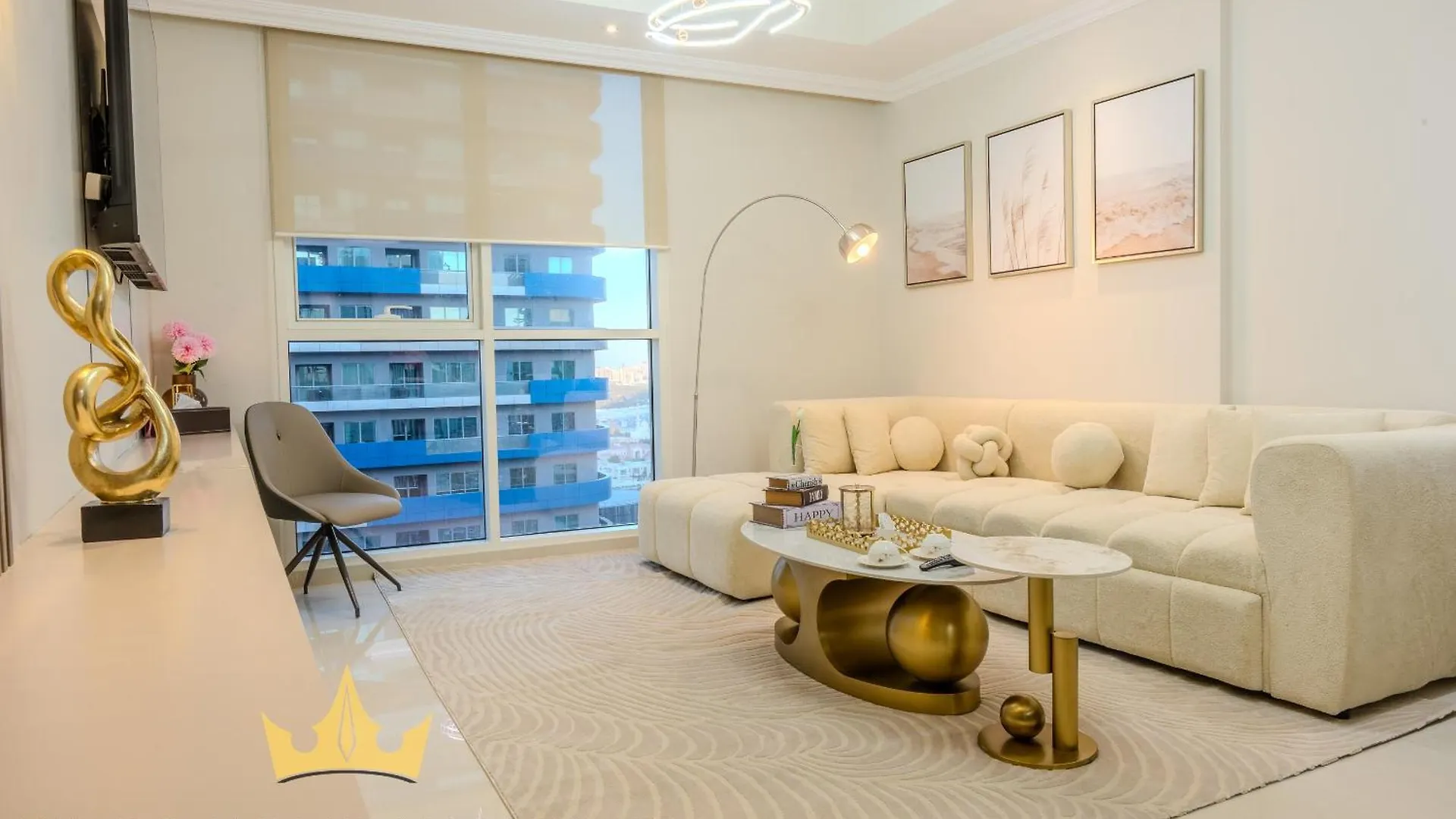 Kings Holiday Homes Luxury 2 Apartments Dunya Tower Burj Khalifa St Dubai Guest house