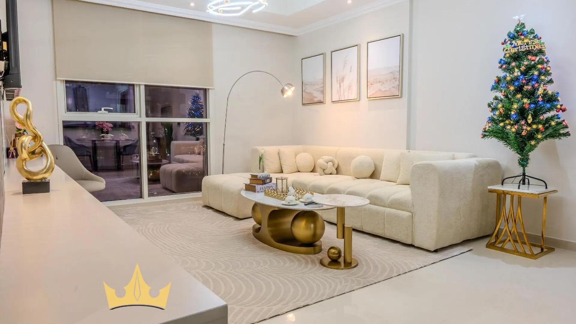 Kings Holiday Homes Luxury 2 Apartments Dunya Tower Burj Khalifa St Dubai Guest house