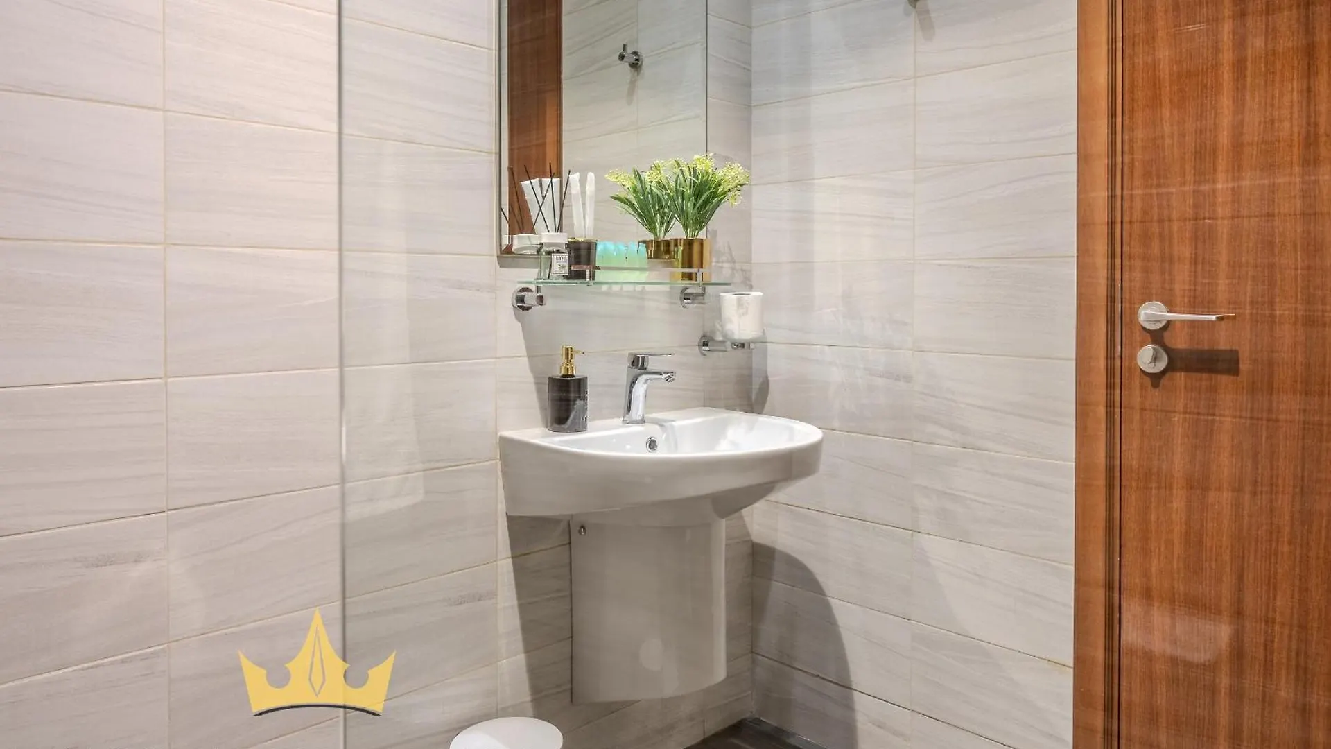 Kings Holiday Homes Luxury 2 Apartments Dunya Tower Burj Khalifa St Dubaj Penzion